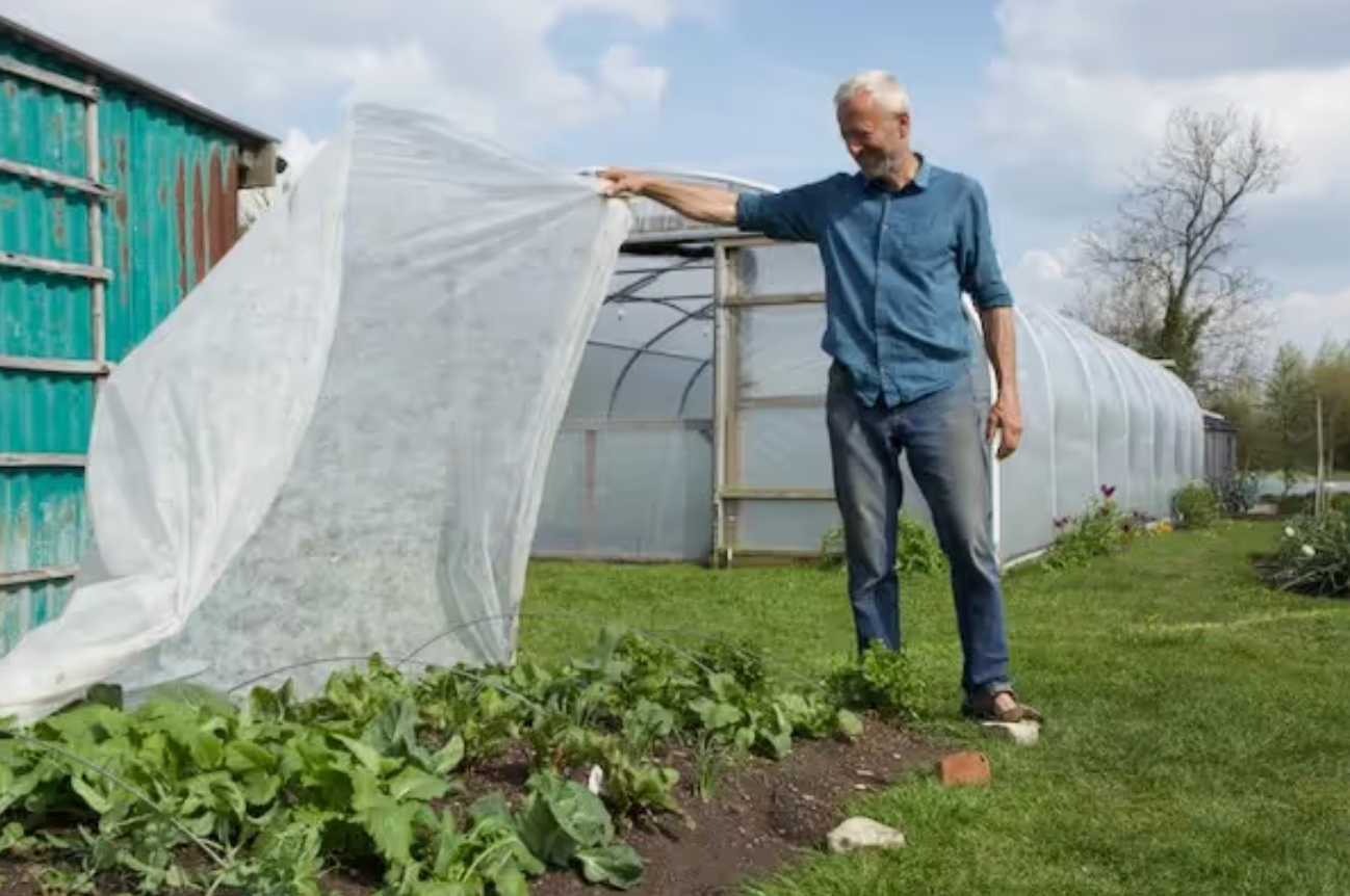 Gardening Naturally